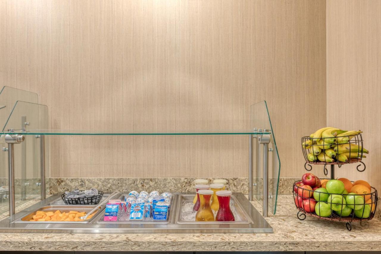 Holiday Inn - Terre Haute By Ihg Dış mekan fotoğraf