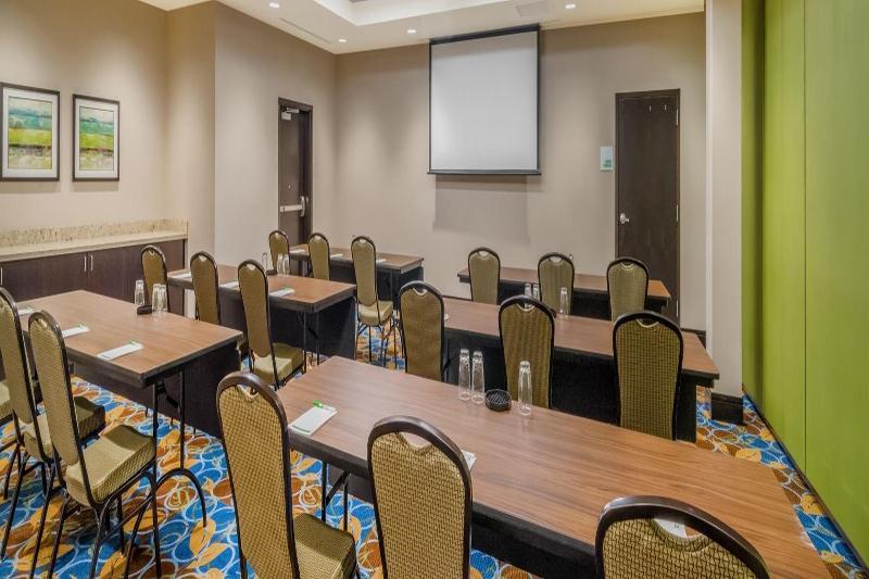 Holiday Inn - Terre Haute By Ihg Dış mekan fotoğraf
