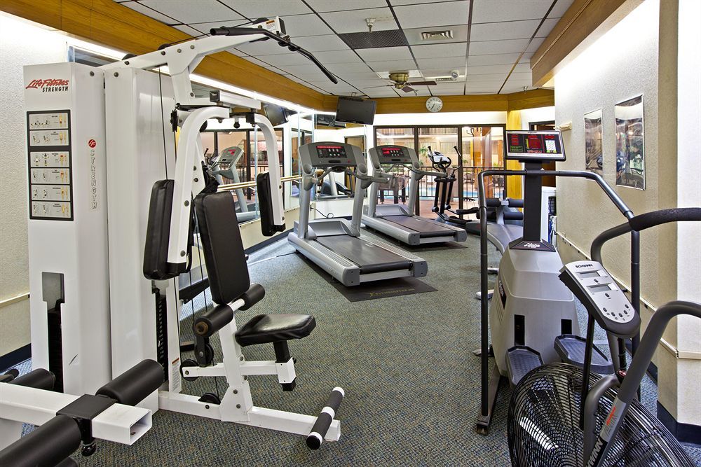 Holiday Inn - Terre Haute By Ihg Dış mekan fotoğraf